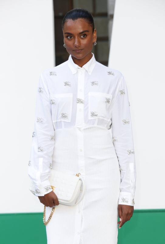 076.jpg