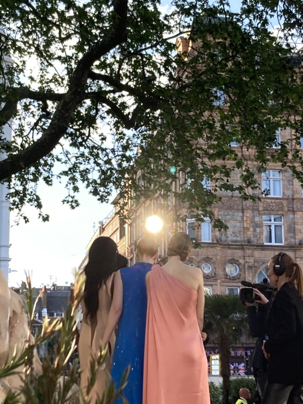 via @becky_maroon on Twitter
