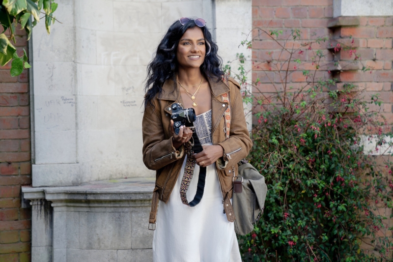 Simone Ashley as Pia Jaswani in Picture This (2025)
