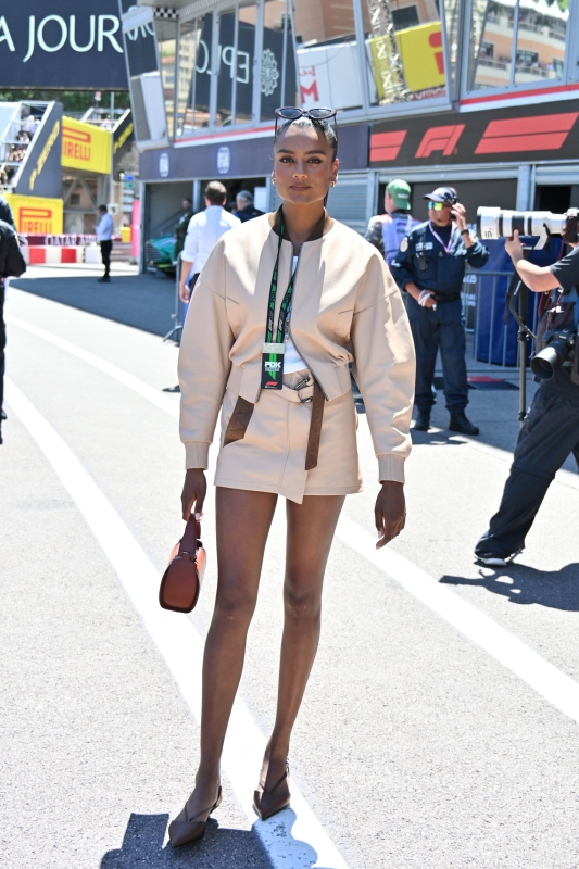 Click to view full size image
==============
062.jpg 062.jpg